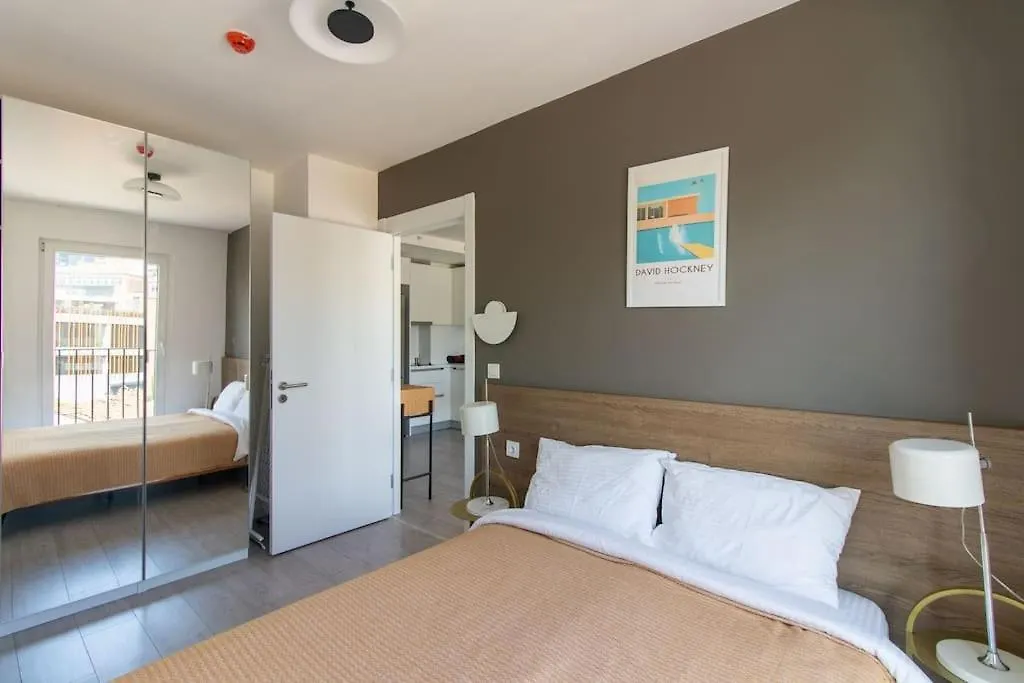 Cozy & Convenient 1Br Apartment W/ Free Parking #180 이스탄불